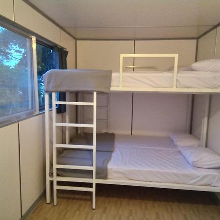 Hotel Bukit Pinus Tegalharendong Kültér fotó