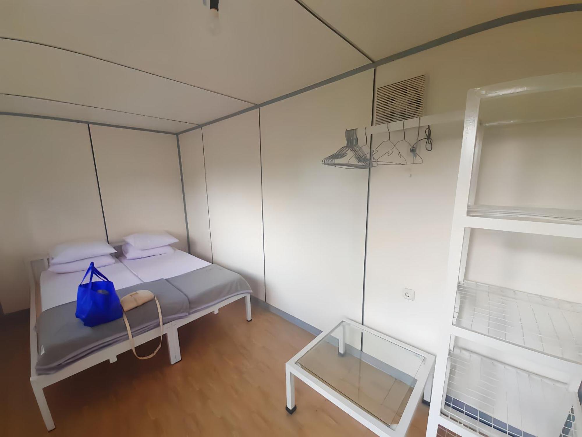 Hotel Bukit Pinus Tegalharendong Kültér fotó
